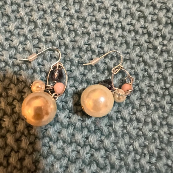 Set of necklace and earrings - Picture 9 of 9